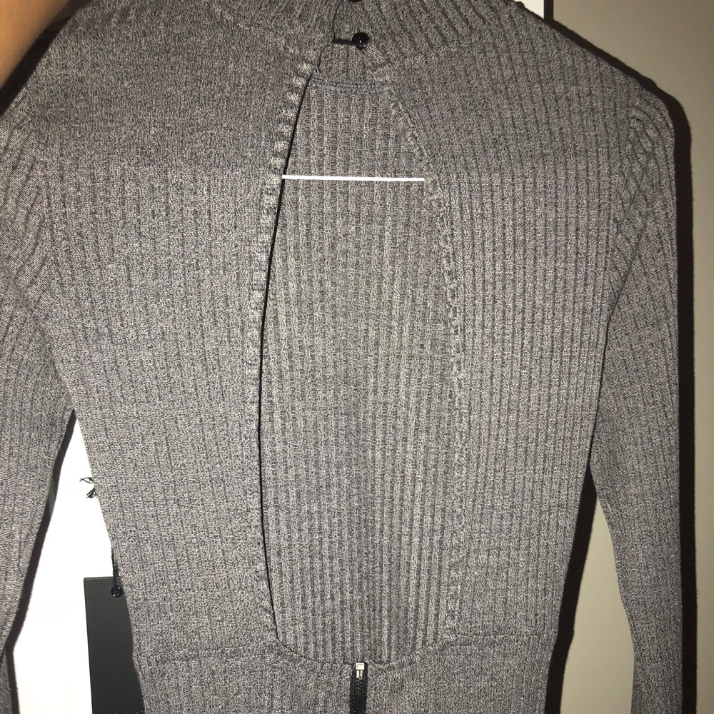 F21 Long Sleeve Open Back Dress